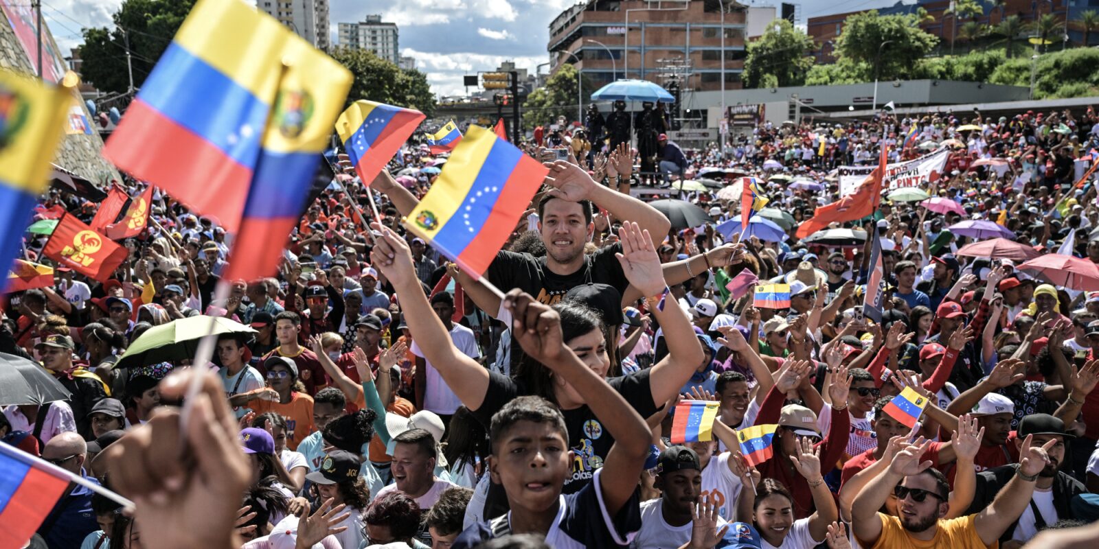 Dive into the details of Venezuela’s pivotal presidential election as the nation stands on the brink of a political transformation. Learn about the candidates, the mood of the electorate, and the implications of this historic vote on Traviway.